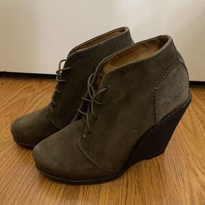 NWOB Rag & Bone Odval lace up green suede wedge ankle boots size 38 US 8